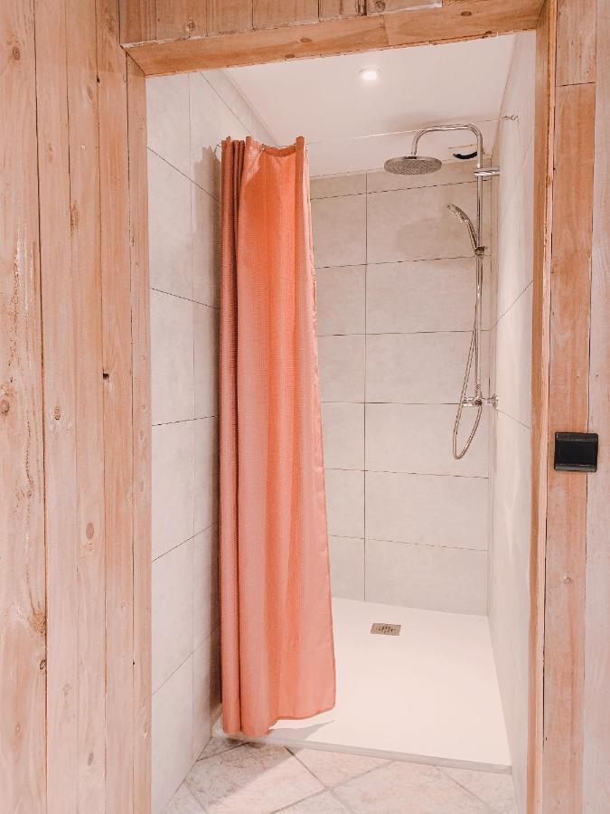Chambre D'Hotes Les Bains Du Bruant Saint-Porchaire Luaran gambar
